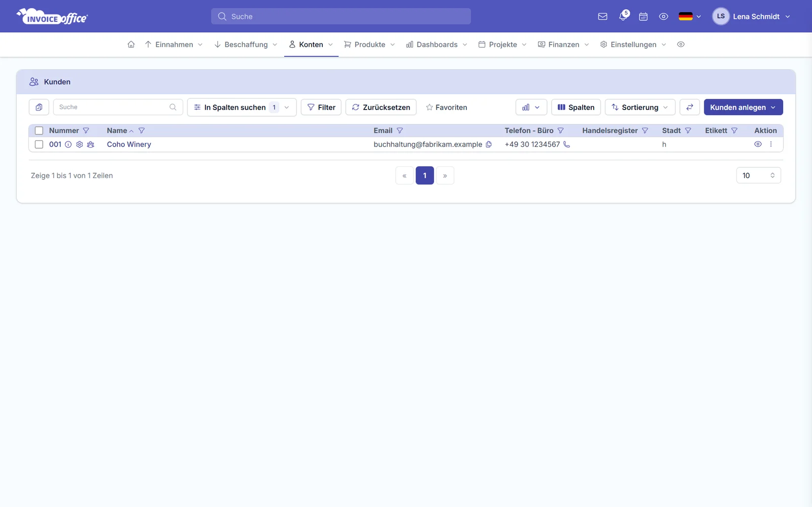 Kundenliste in Invoice Office mit Kundennummer und Kontaktdaten